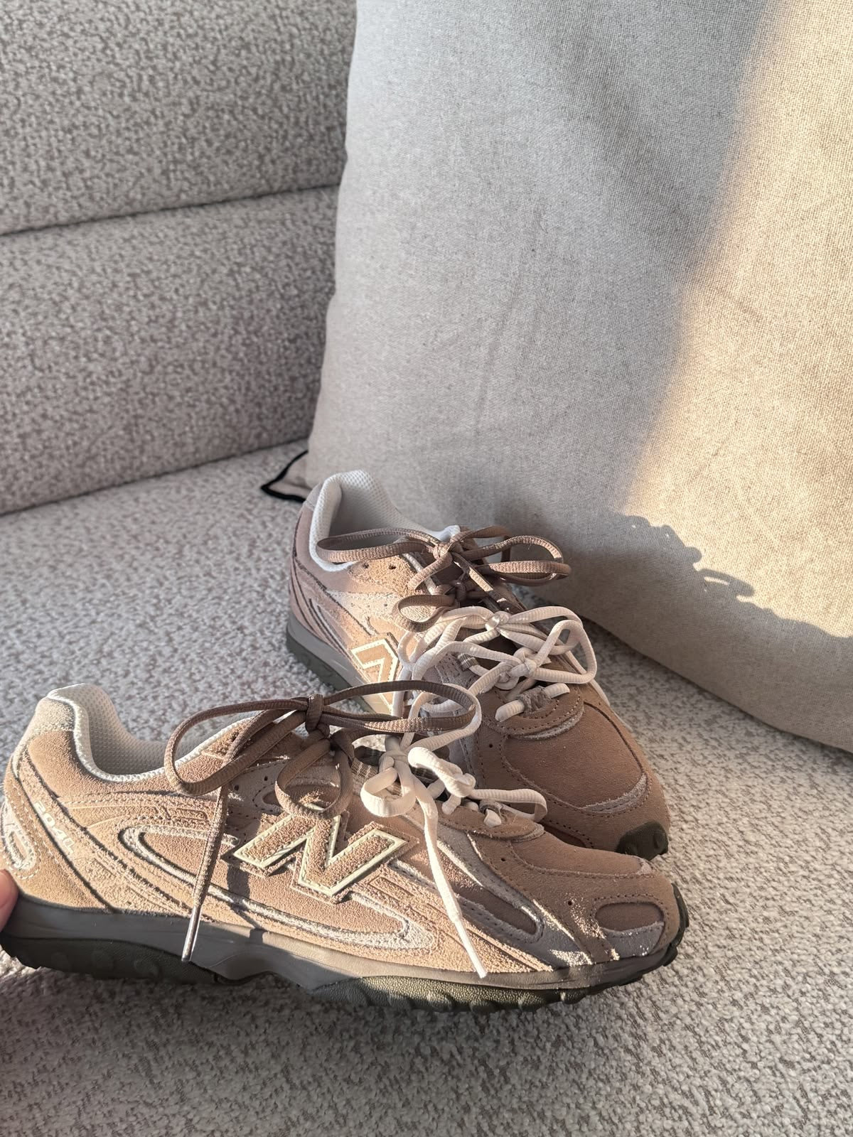New Balance 204L