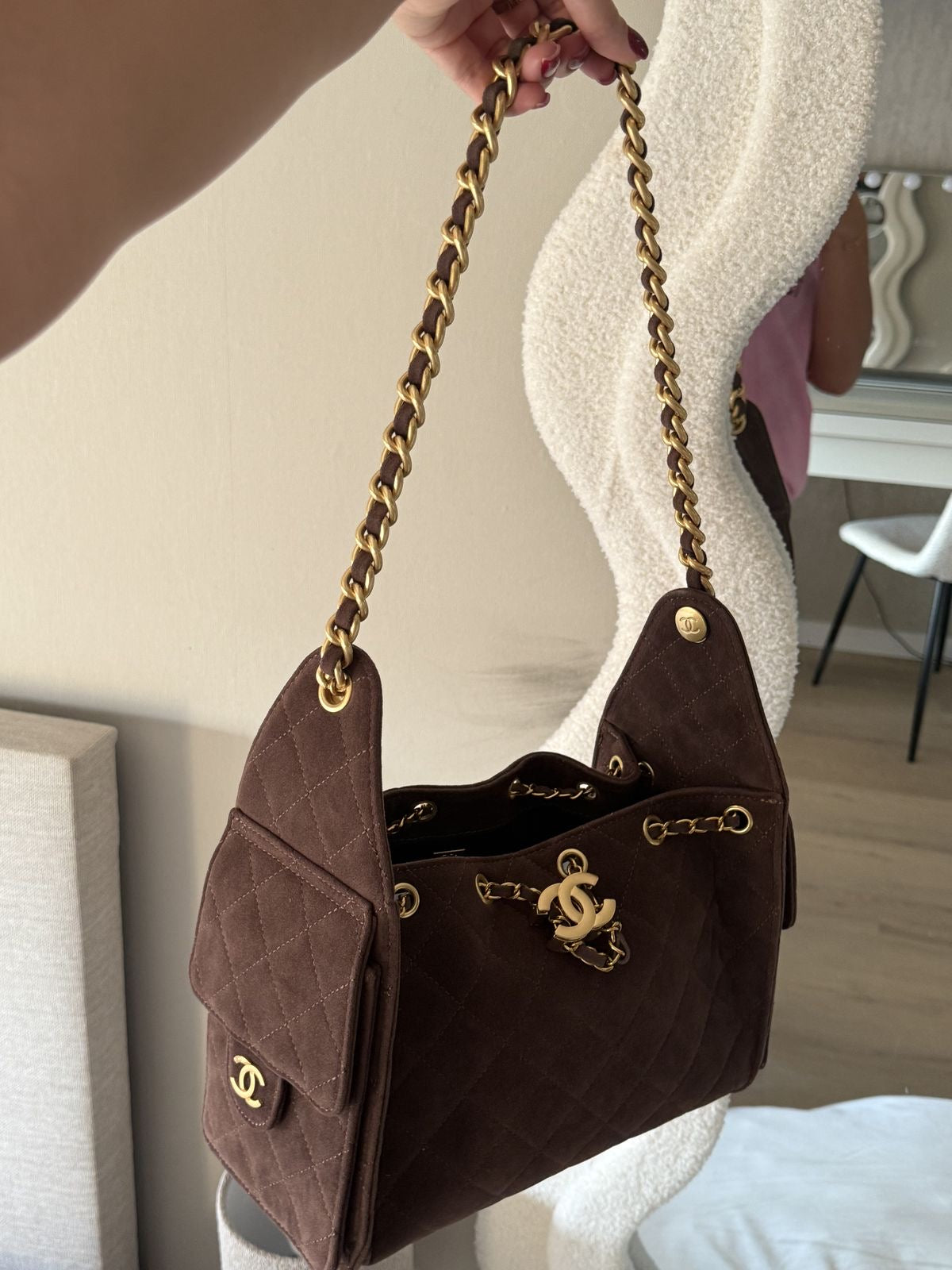 CH 25 (suede)