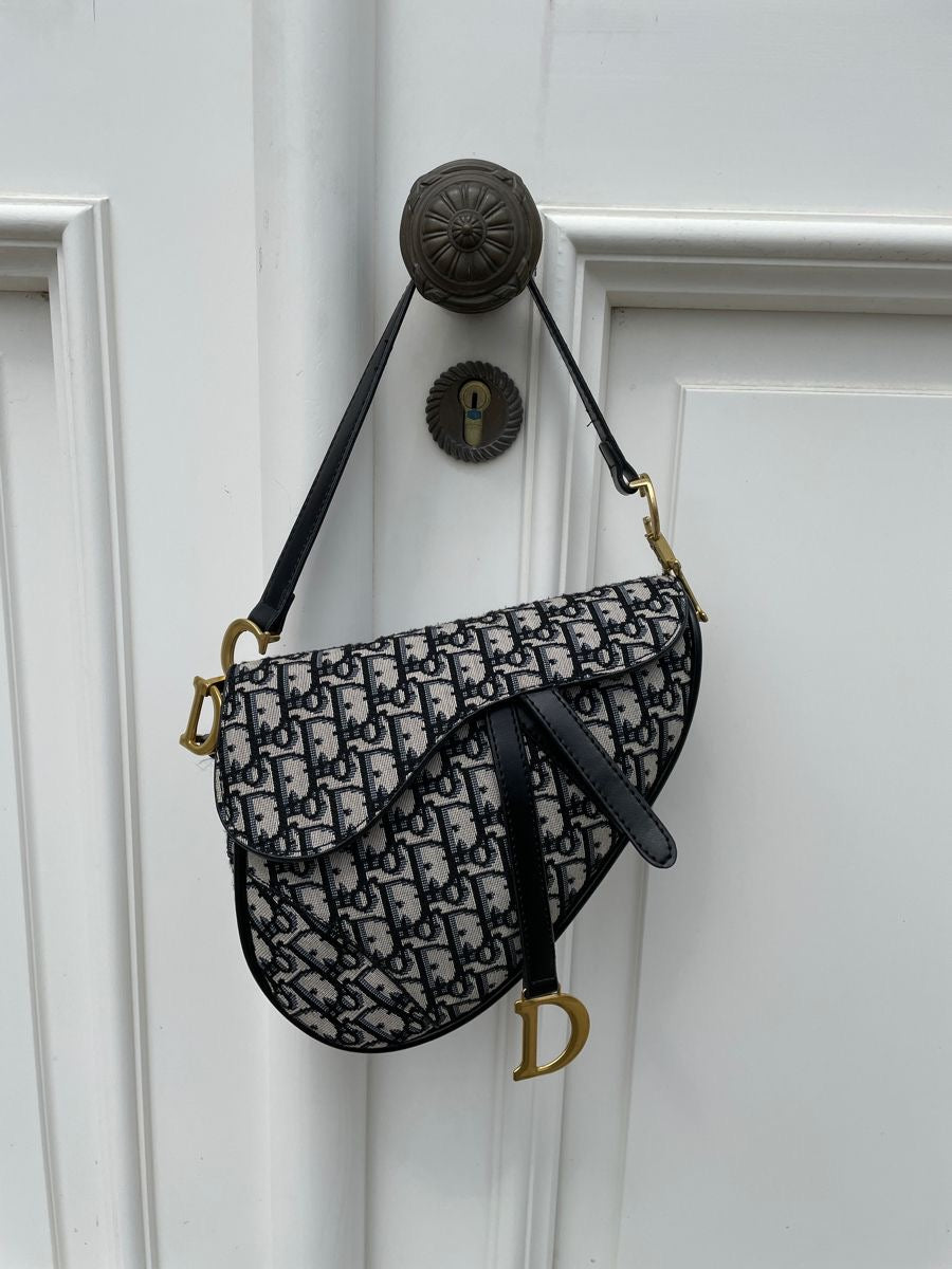 DR Saddle Bag