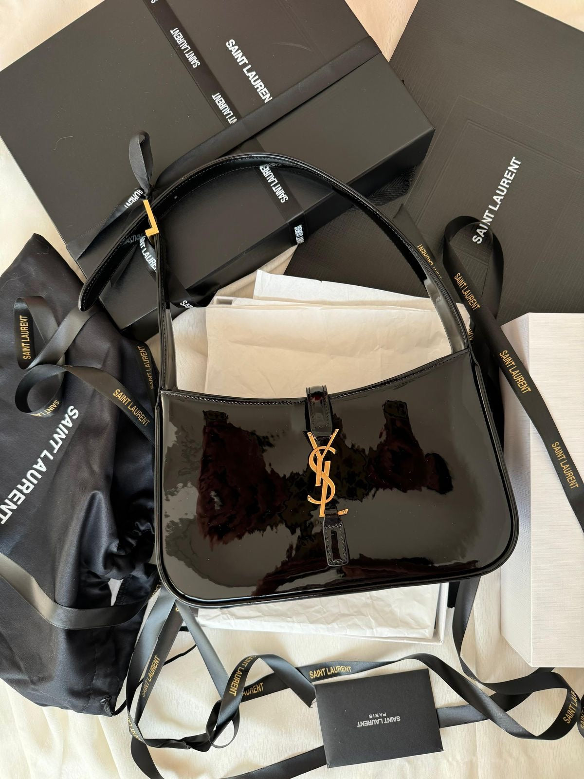 YSL Le 5 à 7 (charol)